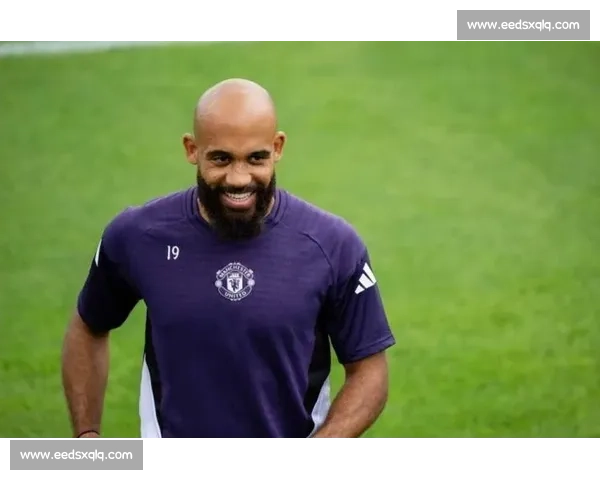 97’绝杀双响！姆贝莫救主，曼联三连胜冲前四